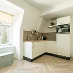 Apartamento Unique Penthouse Near Center And Park Roosendaal