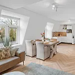 Unique Penthouse Near Center And Park Roosendaal