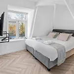 Unique Penthouse Near Center And Park * Roosendaal