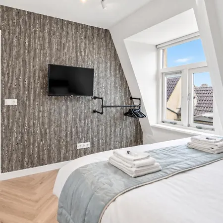 Appartement Unique Penthouse Near Center And Park Roosendaal