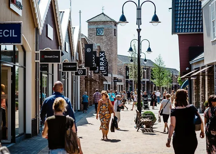 Apartment Unique Penthouse Near Center And Park Roosendaal