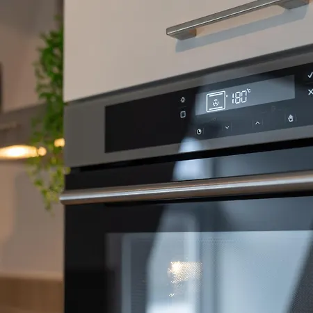 Unique Penthouse Near Center And Park Apartament *